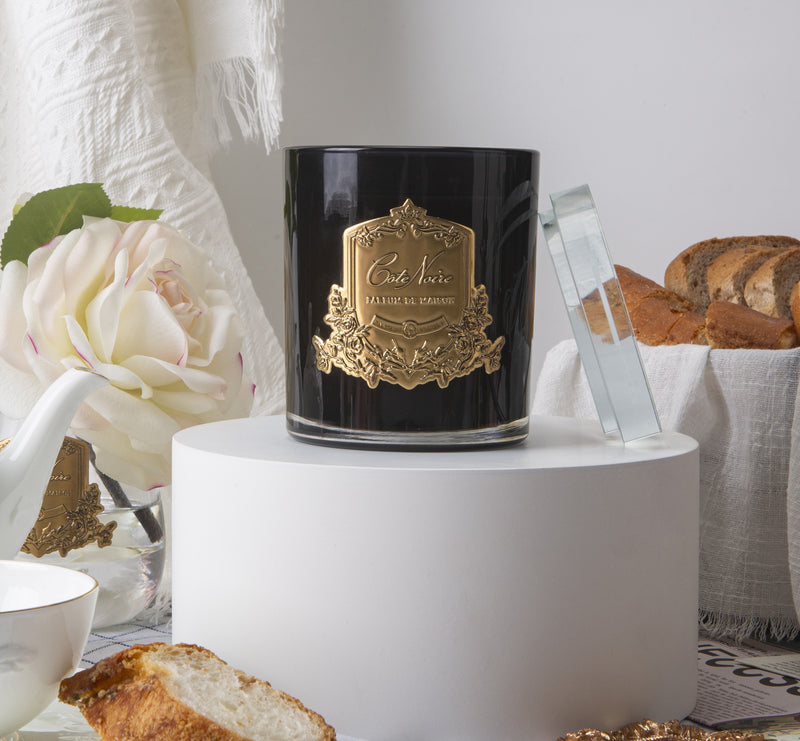 * Limited Edition Candle * Coffee & Cream 450g Candle with Crystal Glass lid