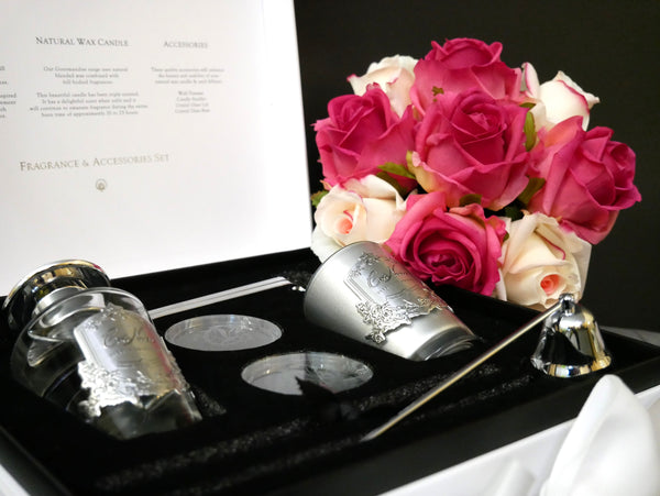 Luxury Gift set with Silver candle snuffer & wick trimmer - White - Winter in the Chateau - GFA04