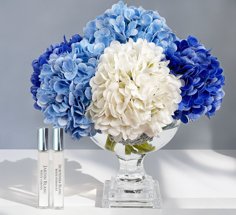 * NEW * Cote Noire Provence Hydrangea Bouquet - Medium Mixed Blue with Silver Badge